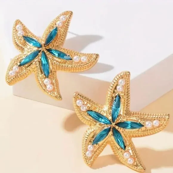 🩵 Betsey Johnson NEW Sparkling crystal starfish earrings 🩵 - Picture 3 of 9